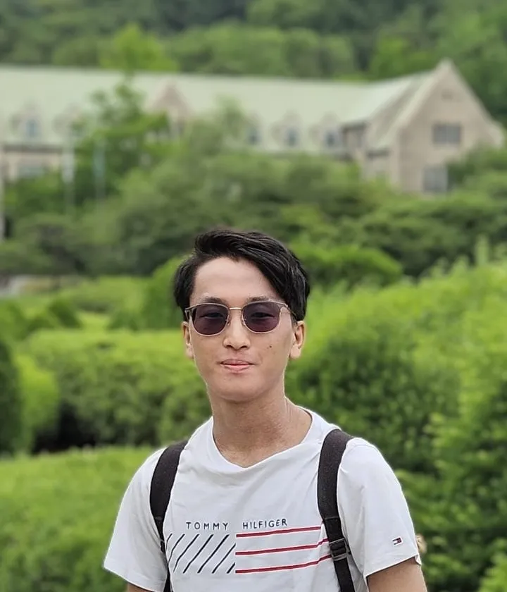 Portrait of Yong Jun Lim